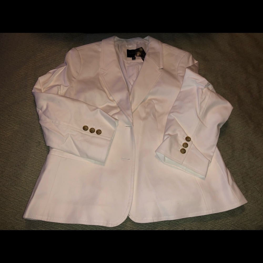 The Limited women’s jacket sz XL